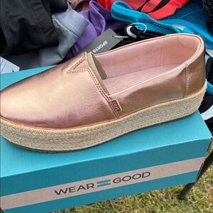 Hush Puppies Women's Rose Gold Espadrilles